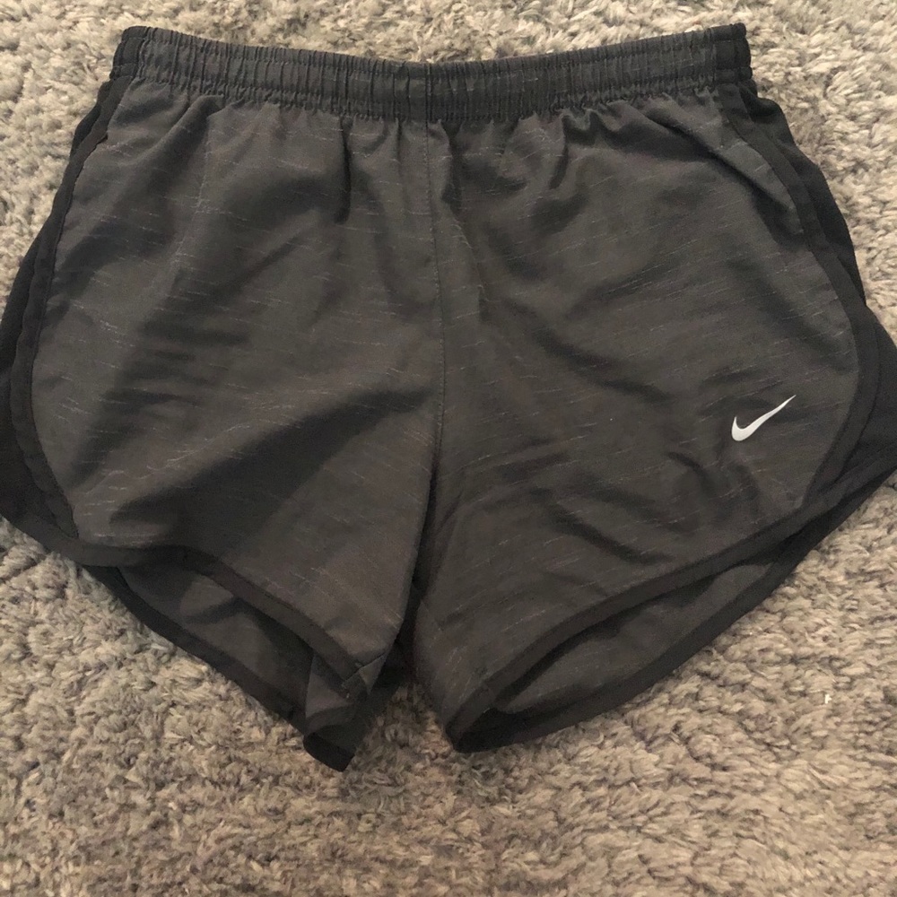nike girls running shorts